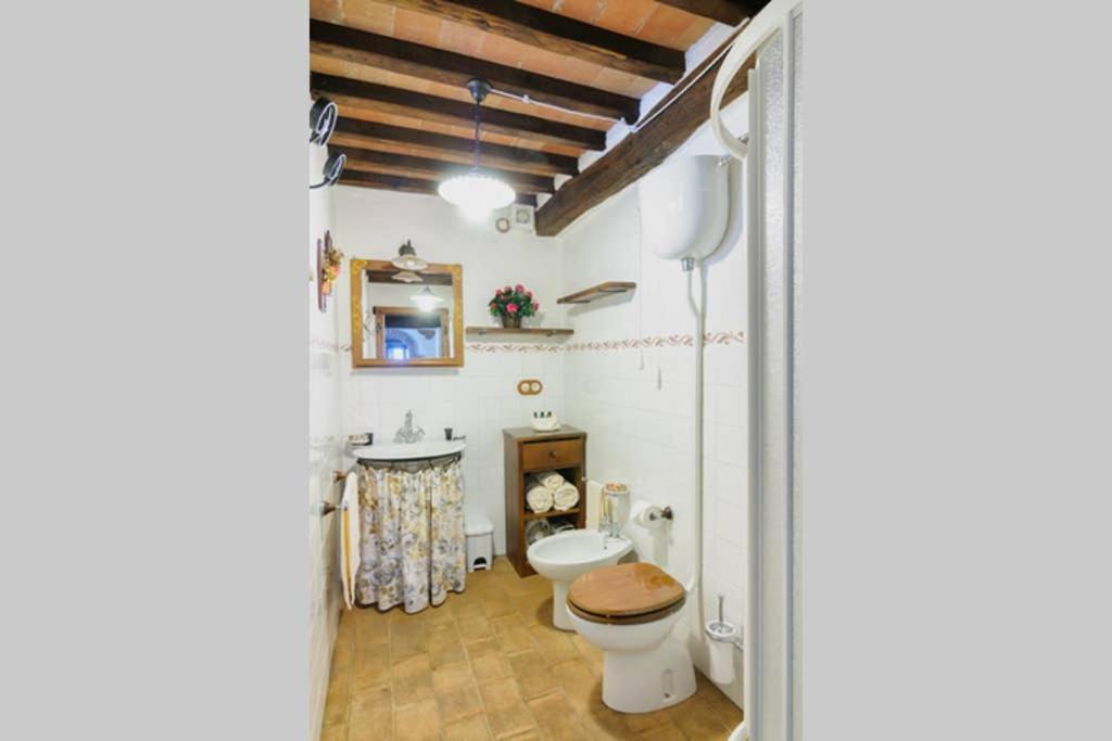 Girasole Cottage Overlooking The Orcia Valley In Tuscany Radicofani Exterior foto
